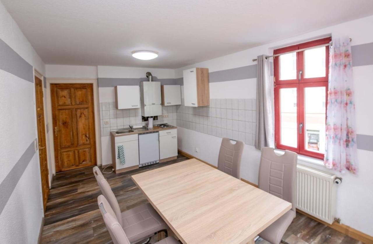 Lindenring Pension Наумбург Екстер'єр фото